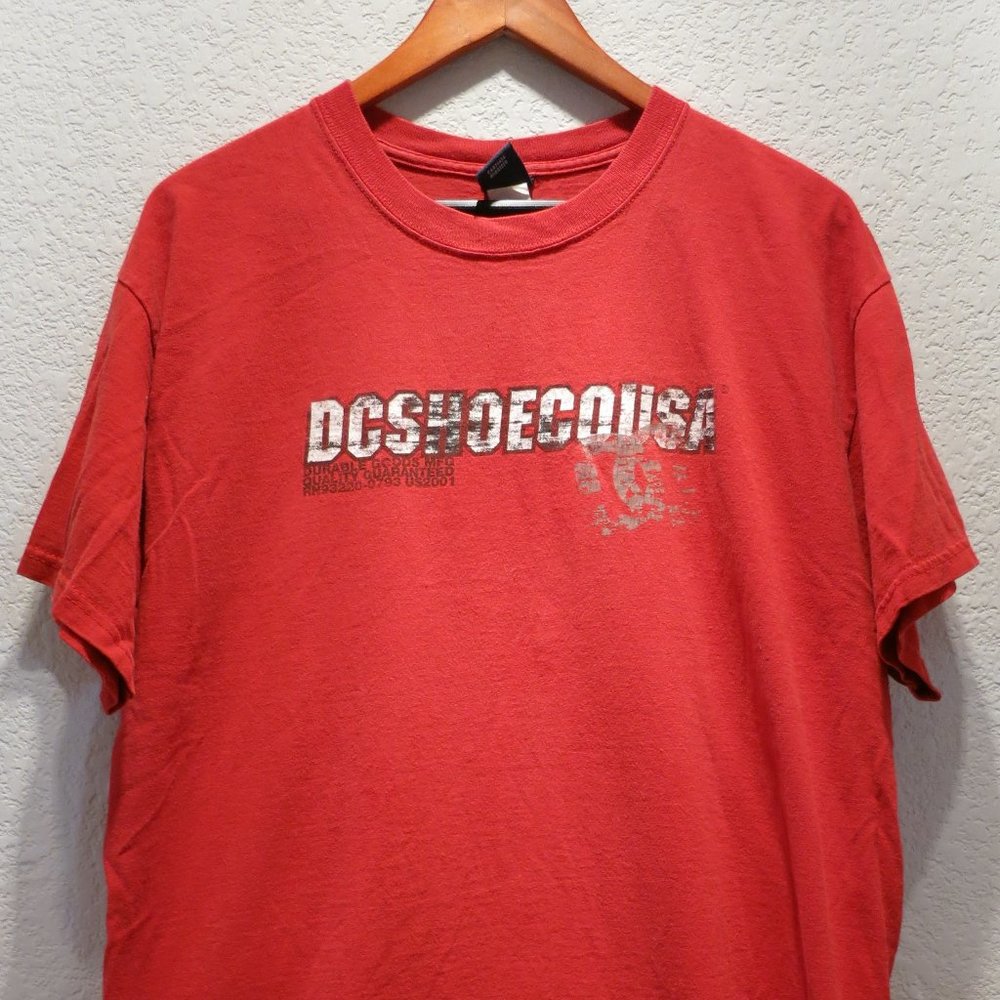 DC Vintage Skate T-Shirt, Large, Red